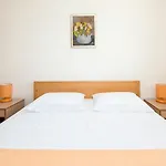 Beautiful Sea View Apartman